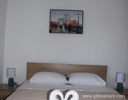 M Apartmaji 2, , zasebne nastanitve v mestu Dobre Vode, Črna gora